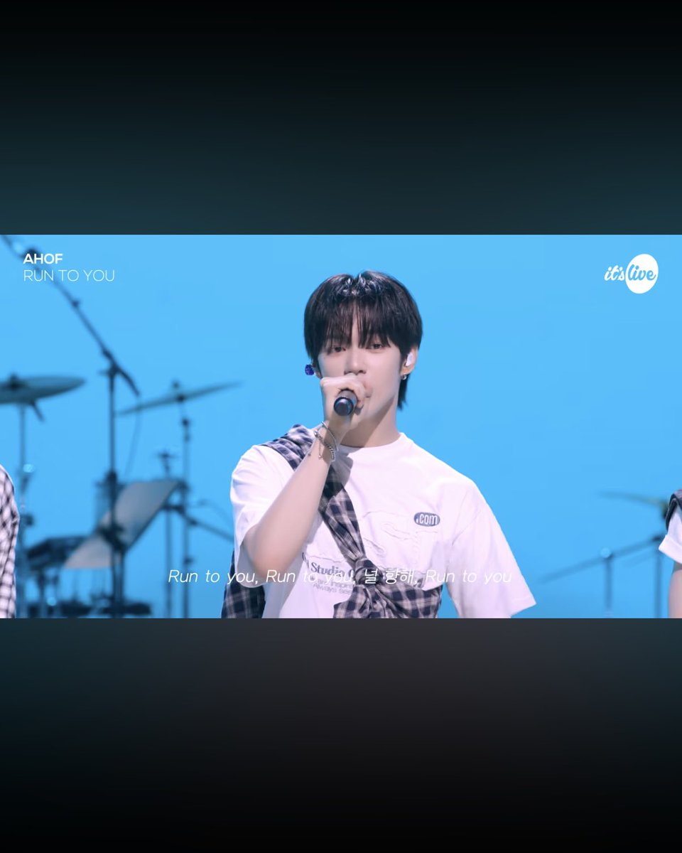 tangtang_hooroo's tweet photo. #itsLive_event_AHOF_2
RUN TO JL🩵
#AHOF    #아홉   
#JL #제이엘
#RUNTOYOU https://t.co/657eg2fPxG