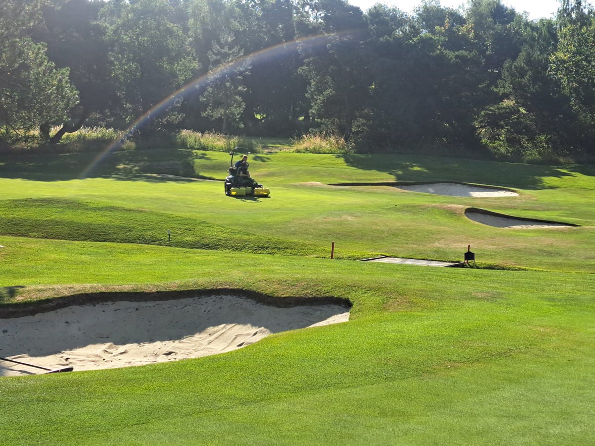 Clitheroegreens's tweet photo. First competition day of the McGregor trophy 2026, big effort by the team over last couple of days carrying out course preparation working 14hrs both days then in  this morning at 4am for day 1. https://t.co/jJrwjfra75