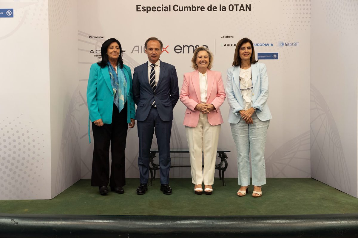 Infodefensa's tweet photo. 🔴#CumbreOTAN2026 | Concluye con gran éxito el encuentro '𝐄𝐬𝐩𝐞𝐜𝐢𝐚𝐥 𝐂𝐮𝐦𝐛𝐫𝐞 𝐝𝐞 𝐥𝐚 𝐎𝐓𝐀𝐍' de #Infodefensa y la 𝐀𝐬𝐨𝐜𝐢𝐚𝐜𝐢𝐨́𝐧 𝐀𝐭𝐥𝐚́𝐧𝐭𝐢𝐜𝐚 𝐄𝐬𝐩𝐚𝐧̃𝐨𝐥𝐚. Una jornada clave de análisis geopolítico y debate sobre el futuro estratégico de nuestra #industria de #defensa.

El broche de oro y la clausura oficial han corrido a cargo de la Secretaria de Estado de Defensa, @AmparoValcarce1, quien destacó el firme compromiso institucional con el sector.

Queremos agradecer especialmente el apoyo de quienes han hecho posible este espacio de encuentro fundamental:
🤝 Patrocinan: @Acorde_Tech, @AicoxSoluciones y @emegroup_.
🤝 Colaboran: #Arquimea, #Europavia, Hisdesat, Prime Defense y @RohdeSchwarz.

¡Gracias a todos los ponentes, autoridades y asistentes! En breve, todas las conclusiones y la crónica completa en nuestra web. 💻

#OTAN #Seguridad