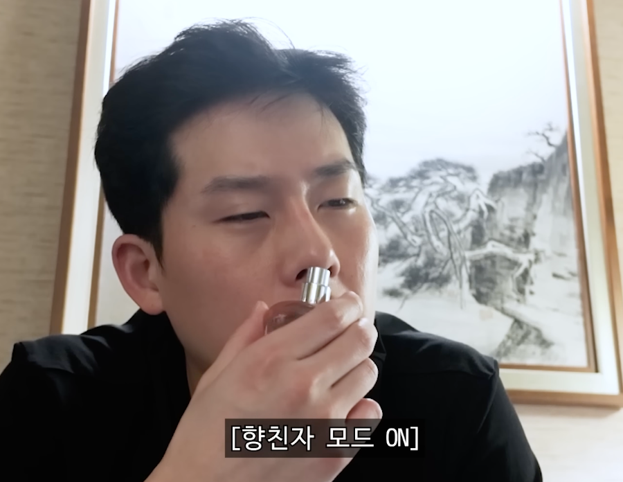 yangppya's tweet photo. 주헌 왓츠인마이캐리어에 휩드 헤어퍼퓸 나온 거 봤음??

주헌이랑 향 공유하고 싶어서 나도삼 발향력 개좋다 ㅠ
#주헌 #몬스타엑스 https://t.co/Ys6xw9OQ5A