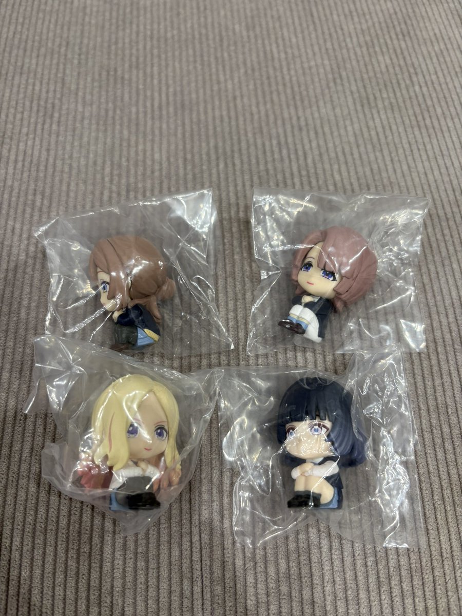 st_____8's tweet photo. 【交換】学マス スイーツパラダイス スイパラ 待ちぼうけ

【譲】画像のもの

【求】広、燕

郵送でのお取引です。
ひまわり(マルイ有楽町)も求めておりますので、異種交換も可能です。
お気軽にお声掛けください。 https://t.co/1N7muTmoqV