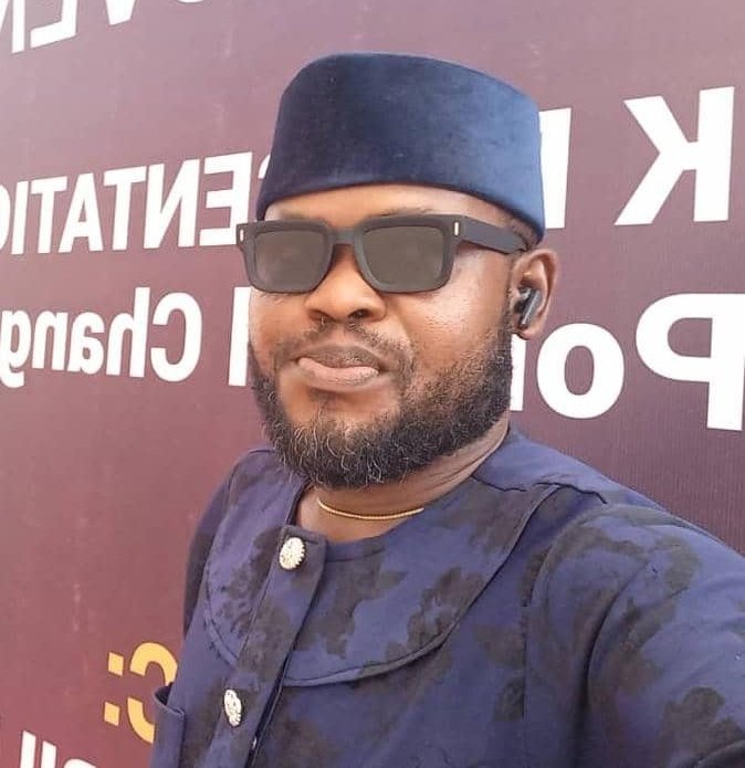 PRINCE FAVOUR. E❤ tweet media