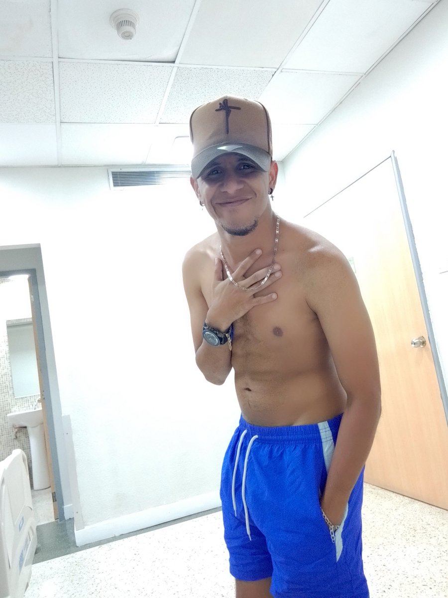 luhizitho18's tweet photo. 🥵🥵🥵🥵 https://t.co/GeKHoqoXk4