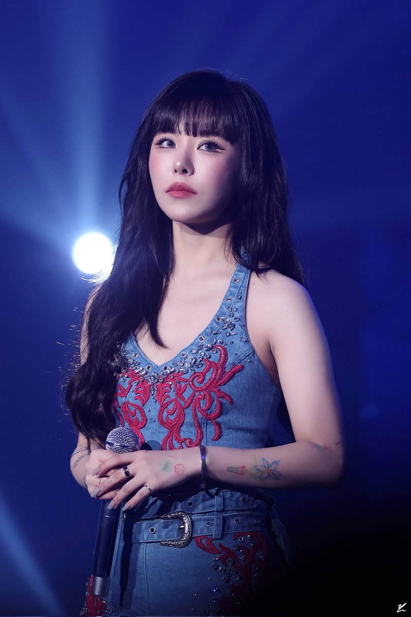 dailywheein's tweet photo. this pic… https://t.co/jsXHzMdZtx