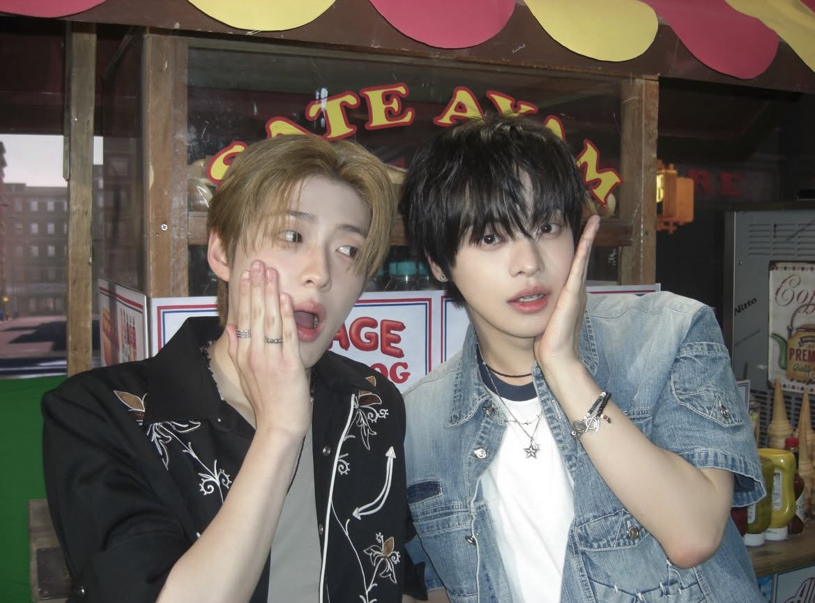 rio0822_'s tweet photo. 힙냥즈 너무 귀여워 ㅠ https://t.co/hbPFsVGkZt