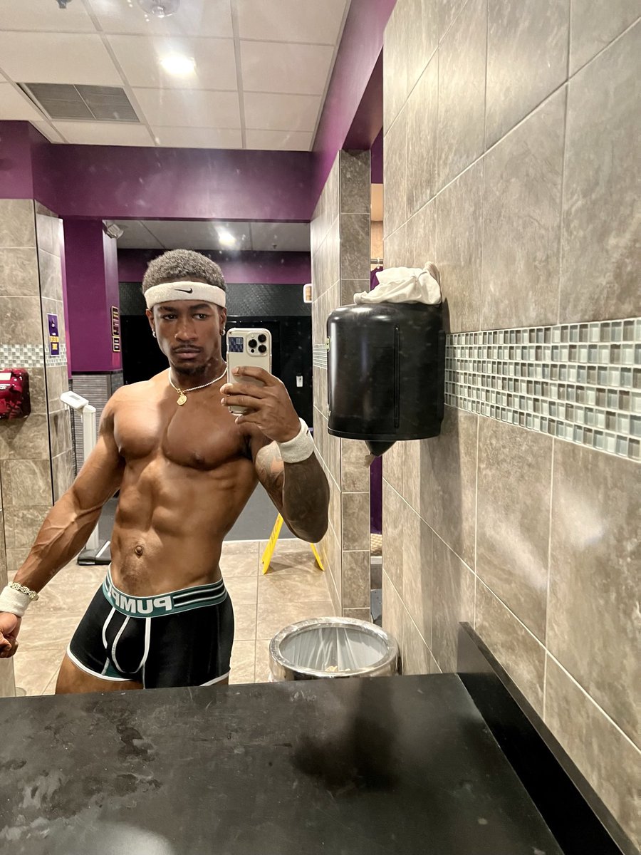 LiSexiest's tweet photo. https://t.co/SWuktzmRc4