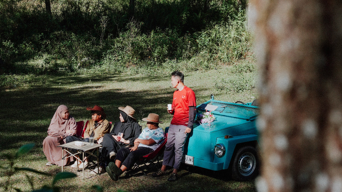 dolanpronojiwo's tweet photo. Jalur Semeru, angin dingin, plus VW Safari Semeru ini. Honestly, life peak moment right here. Yang lain minggir dulu.
Yang jelas kamu akan di ajak ke tempat yang enak buat refresh otak.
#dolanpronojiwo #vwsafarisemeru #tumpaksewu #bromo #ijen https://t.co/PESsOjsz3c