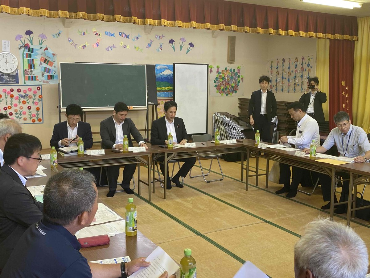 MLIT_JAPAN's tweet photo. 加藤政務官は、７月１２日（日）から１３日（月）にかけて、長崎県壱岐市を訪問し、離島活性化交付金を活用した取組や島内の港湾、空港などを視察しました。 https://t.co/fDCmHSJA99