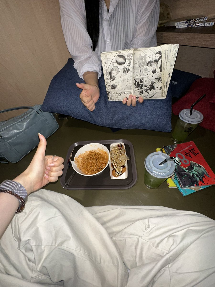 ask__905's tweet photo. 더운날엔 만.카 가기
#소통 #오늘도수고많으셨습니다 #중딩 https://t.co/MFEV53bByi