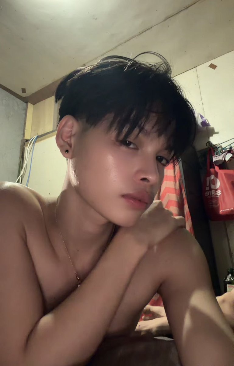 asian_twinkguy's tweet photo. 💋💦 https://t.co/u3lETqBa06