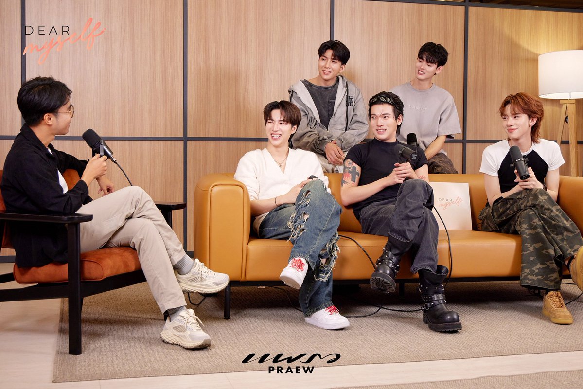 Praew Mag tweet media