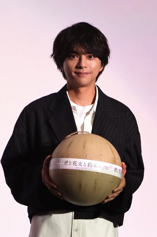 shorixyz's tweet photo. まっすぐで優しいしょりくんにぴったりな役での声優デビュー素敵すぎて胸がいっぱいだった😭

いろんな思いが詰まってて、映画みたあとに聴く 消えない花火 受け取り方変わるからみんなに観てほしいです😭

#映画きみはな 🎆💕 https://t.co/8Io0SogDiA