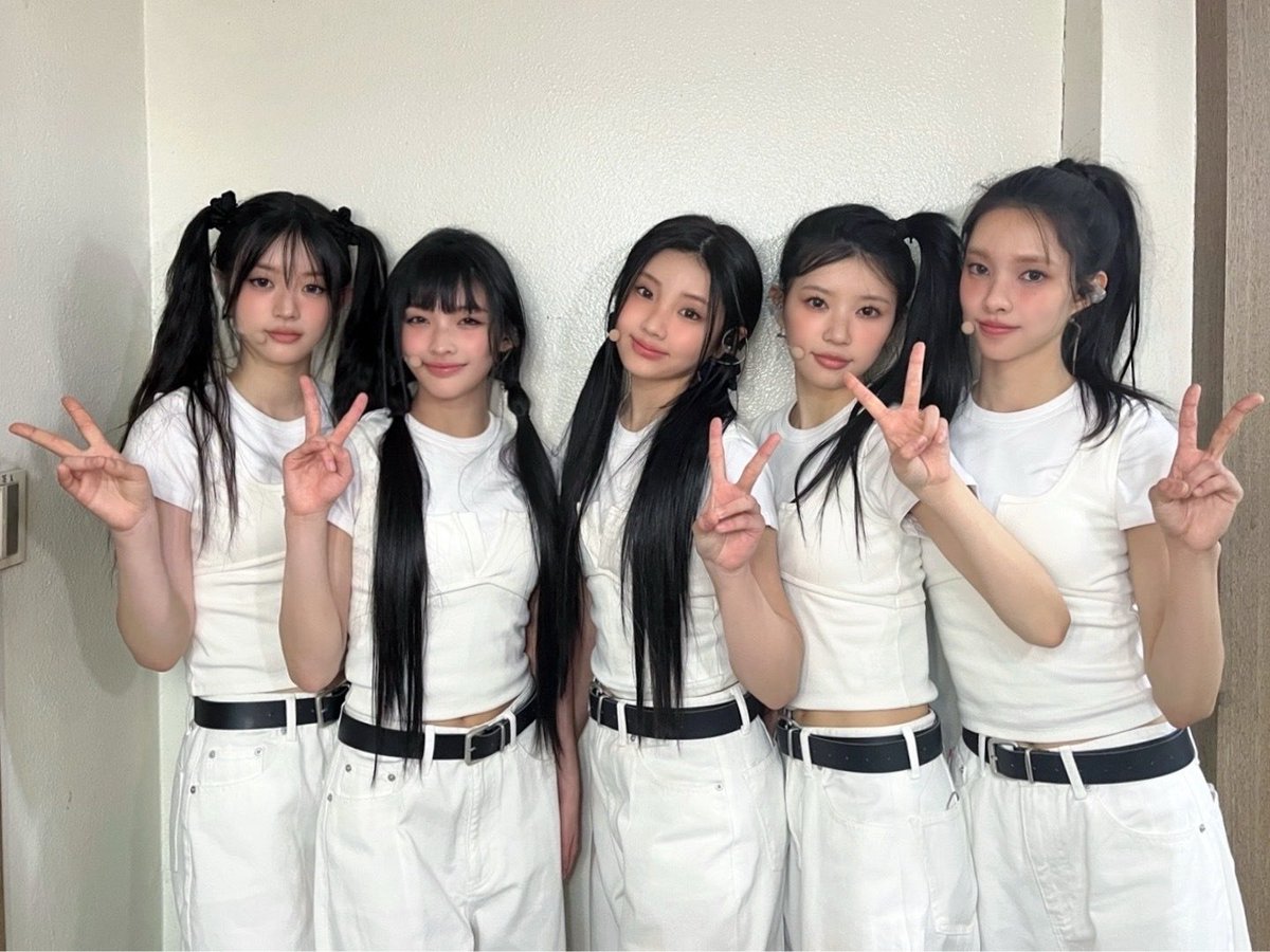 hbd8irl's tweet photo. 마이월드천사인점
모든무대에양갈래가잇음 트윈테일, 로우트윈테일, 땋갈래 딘씸 다양하게 양갈래무한제공해줘서 롭이어토끼 그냥깜띠기토끼 다 잇음 갓이월드♥ ♥ ♥ https://t.co/OOeZREUjDS