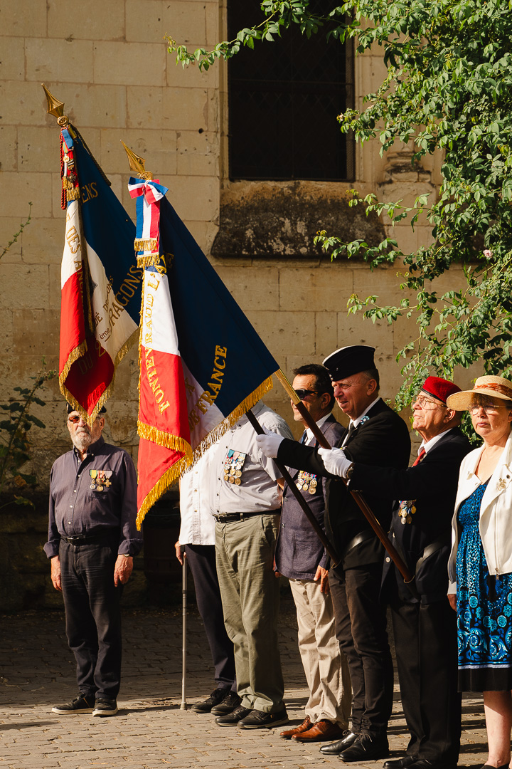 2edragons's tweet photo. #FêteNationale: un #14juillet 🇫🇷 au coeur de notre garnison, marquant l'attachement profond des français à leur pays, à leurs armées et leurs forces de sécurité intérieure. Beau moment de cohésion et de fierté nationale aux cotés des Fontevristes @BrigadeDuGenie @CommandementALT https://t.co/ZnWiUCTIRE