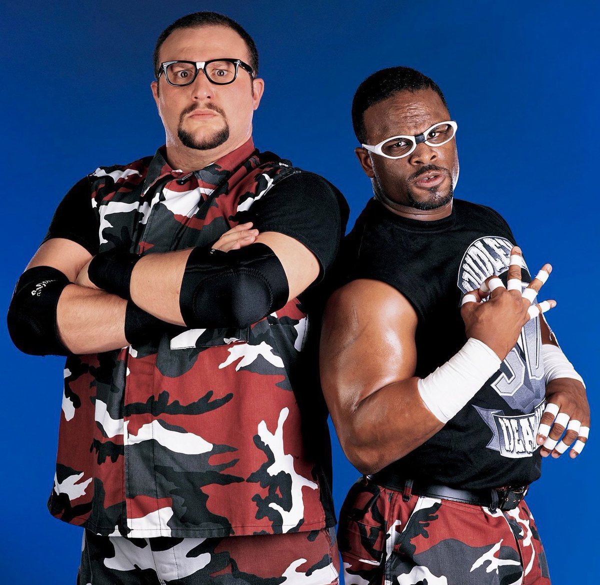 Chupacabra_01's tweet photo. 🎂Happy Birthday to Bully Ray! @bullyray5150 #BullyRay #Team3D #BubbaRayDudley #DudleyBoyz #AcesAndEights #WWEHOF #WWE #ECW #TNA #ROH #NXT #NWA #WCW #AEW #MLW #LuchaLibreAAA #CMLL #NJPW #ProWrestlingNoah #AJPW https://t.co/uffhYVGg2l