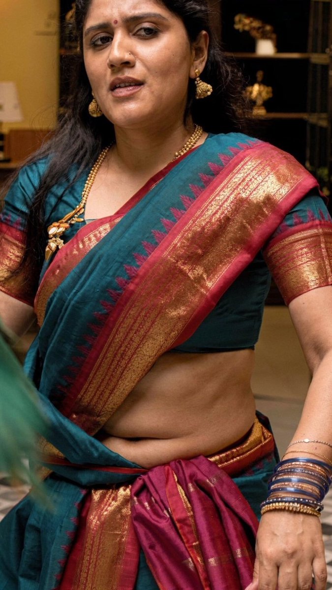 ilovejaya69's tweet photo. My wife: நீங்க விடுற ரெண்டு சொட்டு கஞ்சிக்காக எல்லாம் உங்களோட படுக்க முடியாது. போயி உங்க ப்ரெண்ட் கூட்டிட்டு வாங்க அவர் தான் ஒரு மணிநேரம் மூச்சு முட்ட செஞ்சுட்டு கடைசியில ஒரு குடம் கஞ்சிய சேர்த்து வச்சு உள்ள பீச்சி அடிப்பாரு. எனக்கும் வயிறும் நிறையும் மனசும் நிறையும்.... https://t.co/ENLG1rjUGA
