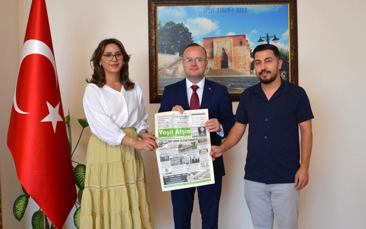 afsnkym's tweet photo. Anadolu Ajansı Afşin Temsilcisi Deniz DOĞAN ve Yeşil Afşin Gazetesi muhabiri Eda Nur AYDOĞAN, Kaymakamımız Sn. Abdullah ARSLANTÜRK'e hayırlı olsun ziyaretinde bulundu.

Ziyaretten duyduğu memnuniyeti dile getiren Kaymakamımız Sn. Abdullah ARSLANTÜRK, misafirlerine teşekkür etti. https://t.co/lZGdWAsDsp