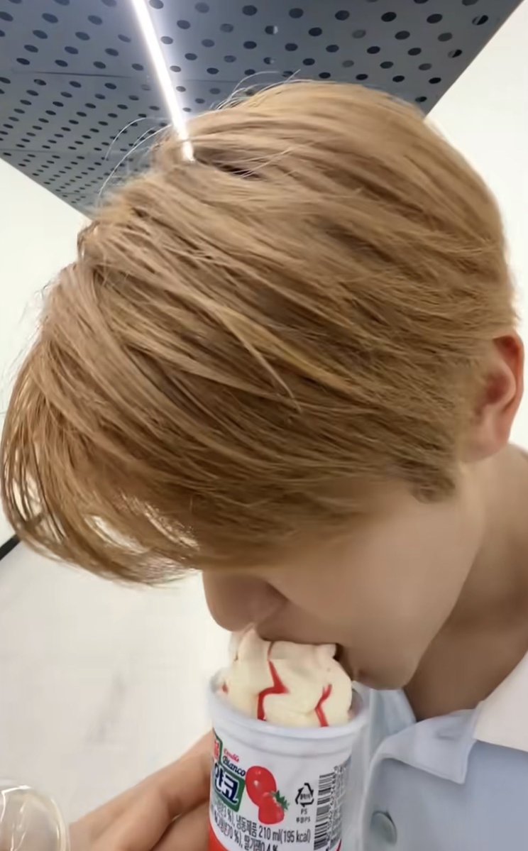 이리♡ tweet media