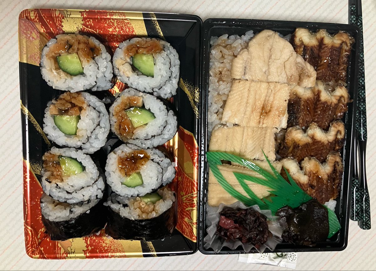 arususam's tweet photo. 今日の晩ご飯は穴子丼と穴子の巻物、穴子卵🥚✨
うっまそう頂きまーす😋🍴✨
#アナザーエデン https://t.co/KsKVaWA6lk