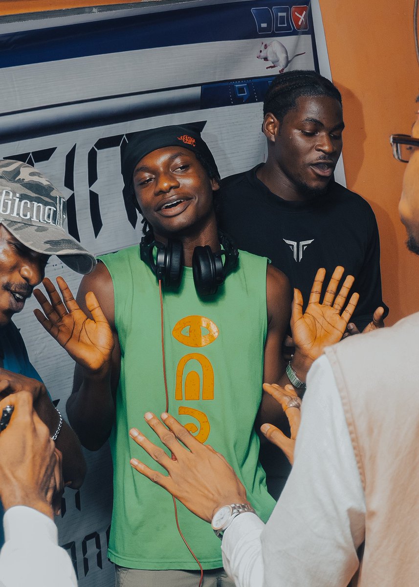 jpegbyprince's tweet photo. Break time was lit can’t wait to do this again with my Portharcourt family https://t.co/N0AcFE7Ino