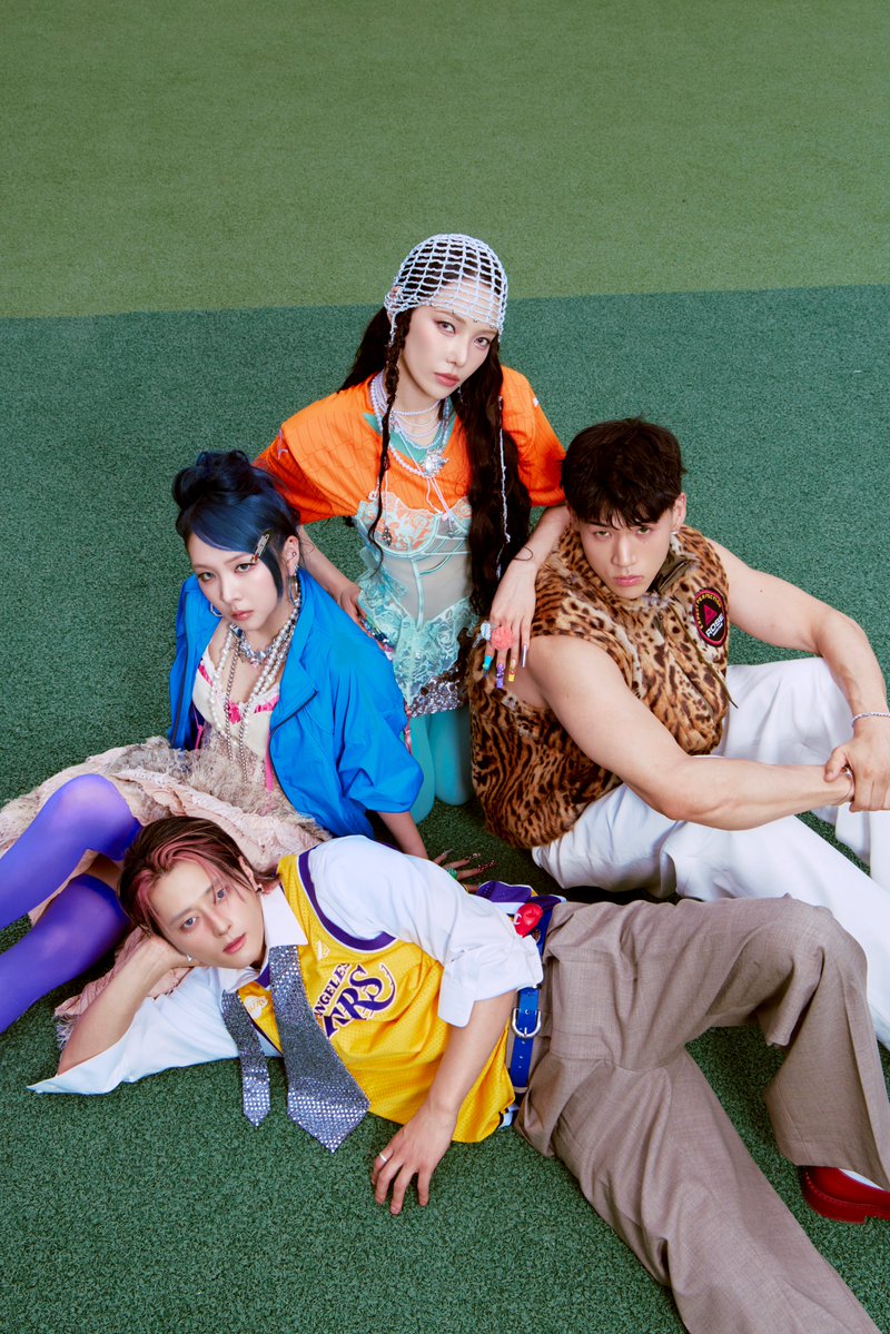 KARD_Official's tweet photo. KARD 1st Album [Where To Now? (Part.2) : NOWHERE]

Concept Photo – 2 – KARD

2026. 07. 28 6PM (KST)

#KARD #카드
#NOWHERE #WhereToNow_Part2 https://t.co/1e7SDpH0NF