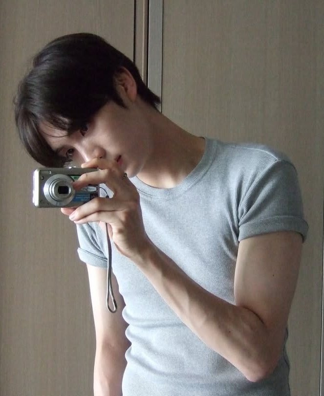 1107x0531's tweet photo. ㅁㅊ 최영재 https://t.co/I4uJr1z4gH