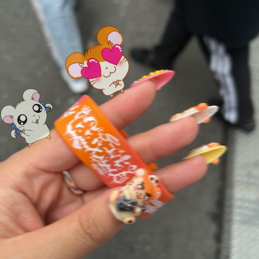 Mzchan__'s tweet photo. 0713 はむちゃんず①🐹♡渋谷REX
めろめろ眼鏡スーツでめろ😻あまりにもよく見すぎて目が乾く👁️コドモのとき大暴れさんでカッコ良すぎた〜頭ぶんぶん〜🙏
眼鏡下がっちゃった時にあげる仕草とかきゃーって感じ😭🩷笑
私は「覇気がなかった」と言われて草、めろついてガン見してた故…仕方なし https://t.co/V83xYKB1MQ