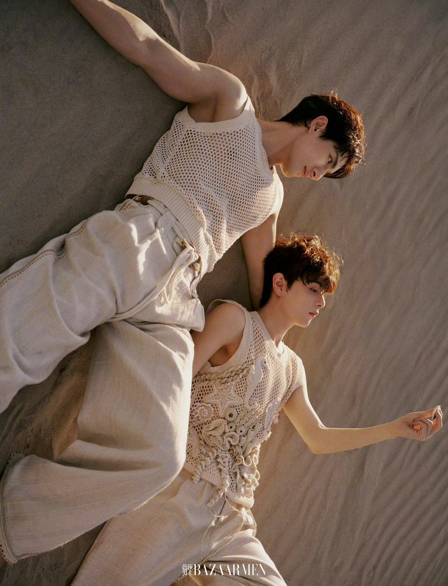 novelfilmseries's tweet photo. Pasangan yang indah 🧡🧡
#政瞳 #ZhengTong #AyLio #AydenElio
#孙政 #SunZheng #AydenSng
#吕思瞳 #LyuSitong
#BAZAARMEN #BAZAARMENChina https://t.co/D0fU1w6igP