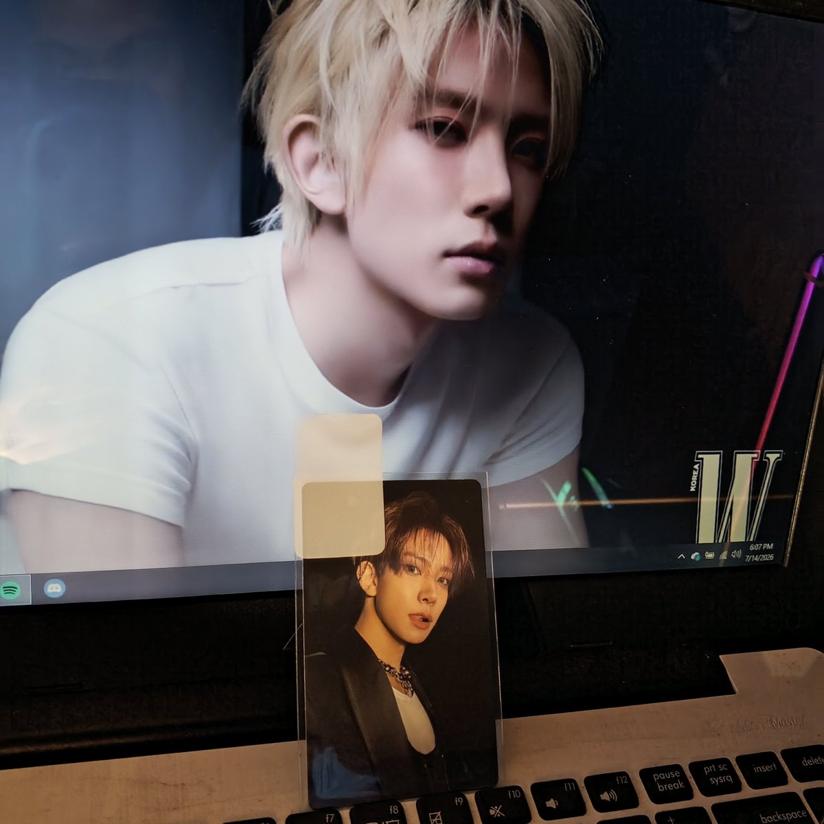 yangdraftz's tweet photo. 𓂃 ࣪˖ ִֶָ𐀔 HAPPY (EME) MAIL 💌 

📨 @wannabyreen

— feedback na tarantado 'to, isa lang minamata ko sa pc mo pero dami mo binibenta sakin 🫨👊🏻

#reensfeedback https://t.co/D4Jh5vPYqE