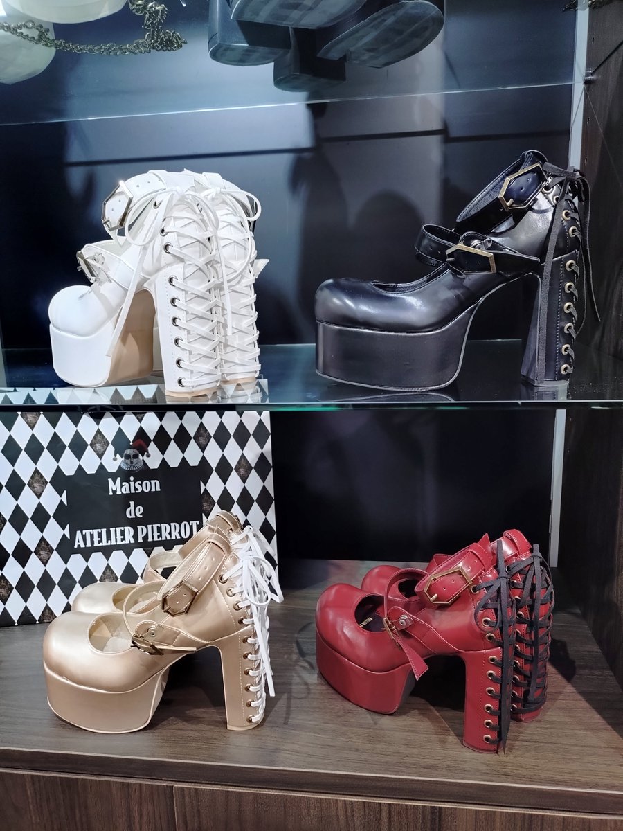 👑ご予約受付中👑 【ATELIER PIERROT】 Coffin Buckle Lace-Up