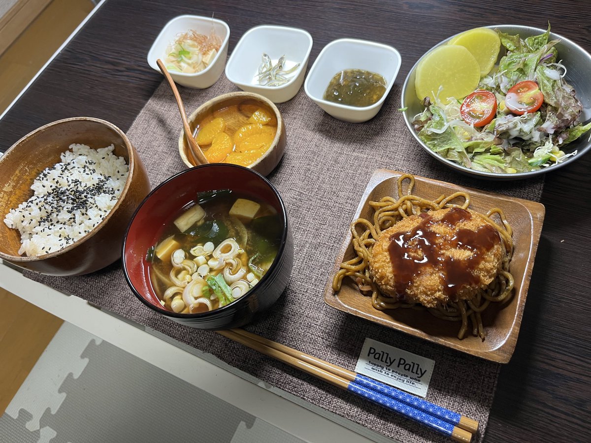 りっちゃんページ Tonight, also croquette and Yakisoba.