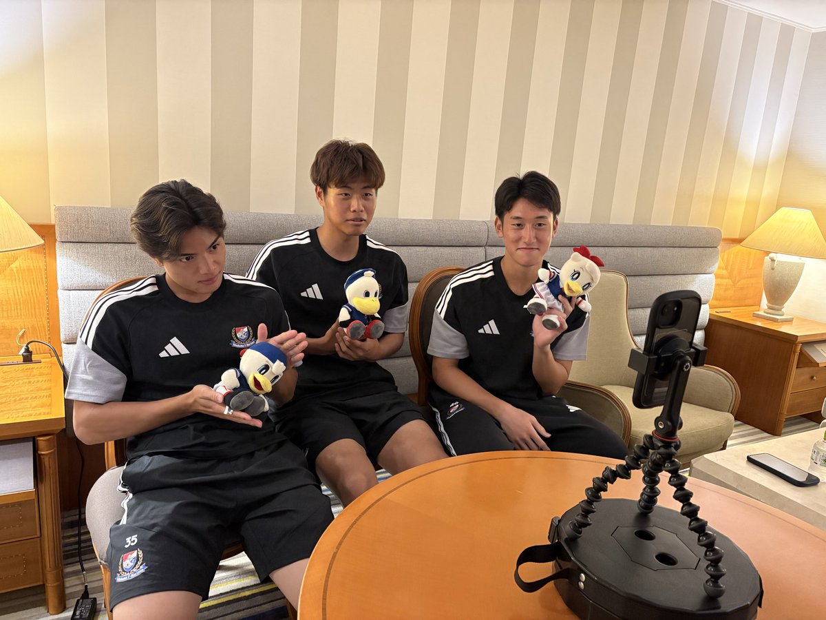 prompt_fmarinos's tweet photo. #宮崎キャンプ2026 特別企画✨
Instagramライブはまもなく！🔜

本日は #諏訪間幸成 選手、#関富貫太 選手、#浅田大翔 選手が登場！
ぜひご覧ください！

※画面録画やライブ映像の無断転載・再配信はご遠慮ください。どなたでも気持ちよく楽しめる配信となるよう、温かいコメントでのご参加をお願いいたします。 

#fmarinos