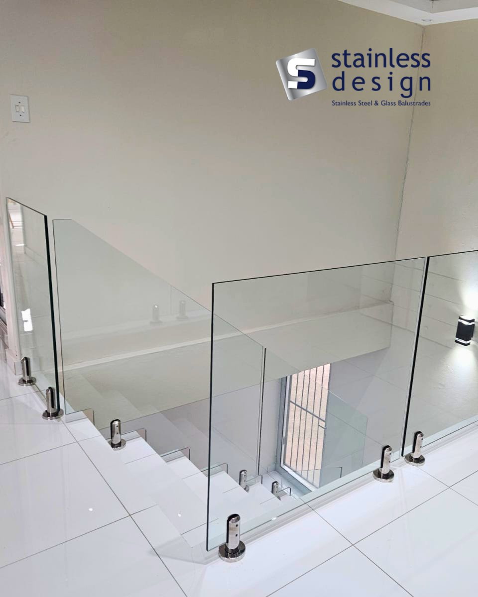 StainlessInfo's tweet photo. A clean residential frameless glass balustrade installation featuring our locally manufactured Bullet Spigots.

🌐 https://t.co/Z44ZRkMXcv

#StainlessDesign #FramelessGlass #GlassBalustrade #BulletSpigots https://t.co/dPbELWhS2z