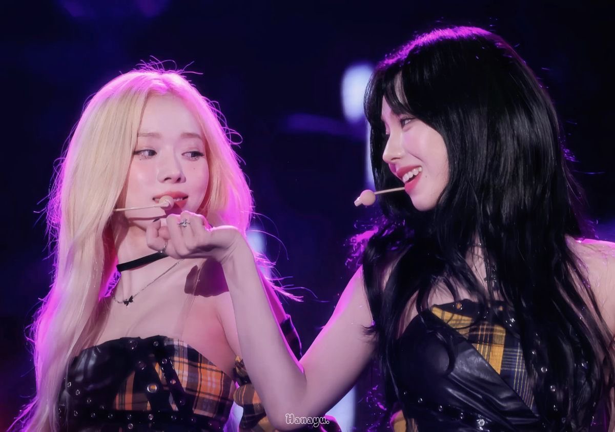babykmj_'s tweet photo. oh minjeong was ready to risk it all https://t.co/EbQvjk7CFA