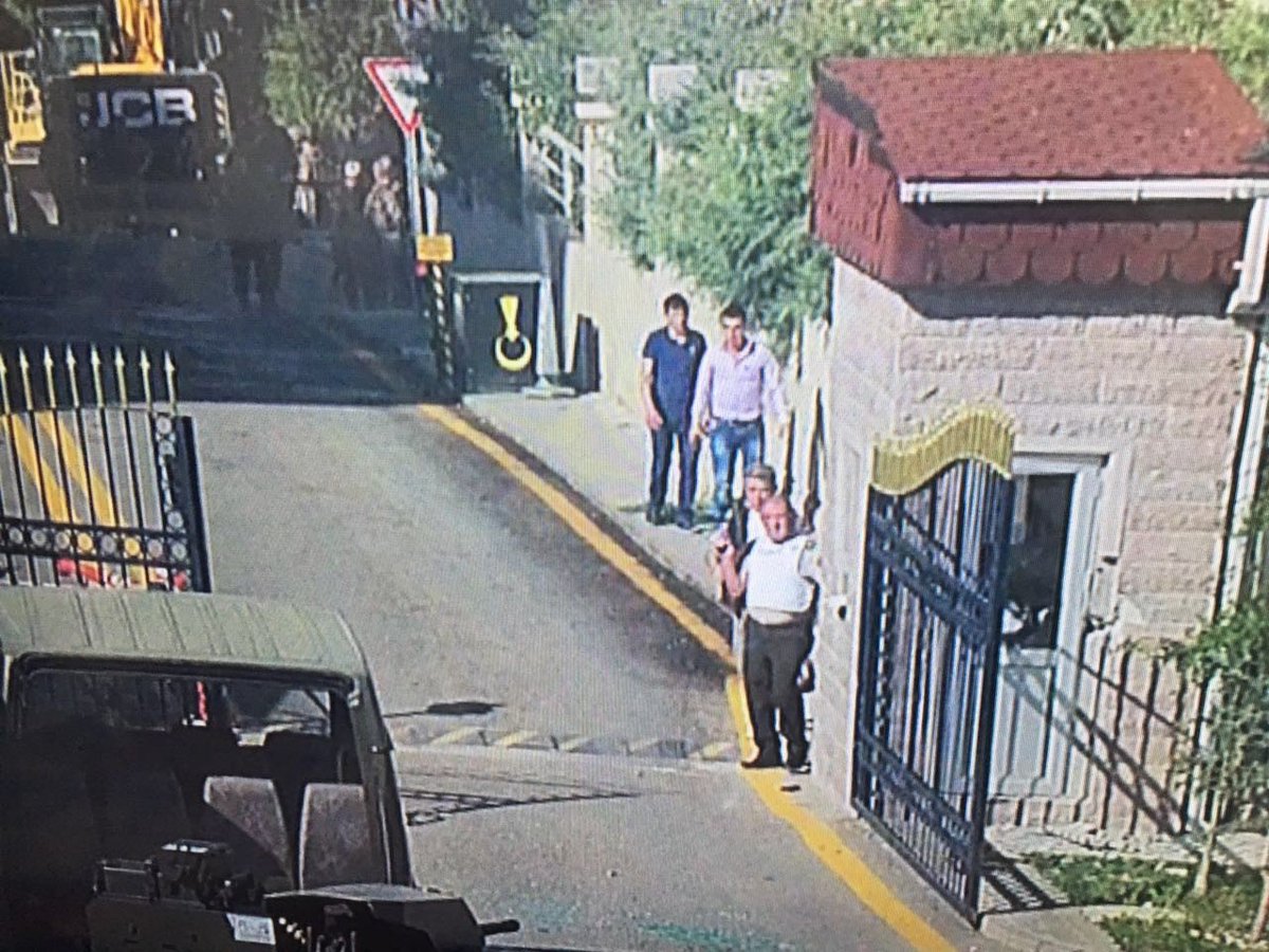 tcdefence's tweet photo. FETÖ'nün Balyoz kumpası yüzünden 3 yıl hapis yatan Tuğgeneral Ahmet Hacıoğlu, 16 Temmuz sabahı Jandarma Genel Komutanlığı binasında darbecilerle çatışıyor. https://t.co/o361nnkTgw