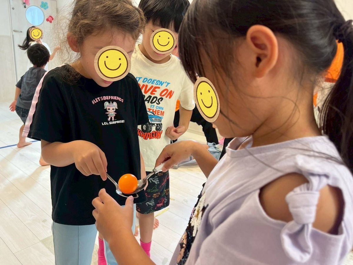 firstdream_12's tweet photo. 🏓一之江教室🏓
2026.7.14(火)
『ピンポン玉リレー』
スプーンとピンポン玉を使ってリレーを行いました✨
ピンポン玉を見て、お友達とコミュニケーションを取り、リレーを繋ぐことが出来ました💞

▽ファーストシーンドリームの詳細はこちら！
https://t.co/oVm35wAsx5

#放デイ #ビジョントレーニング https://t.co/Nf8OqpbDnK