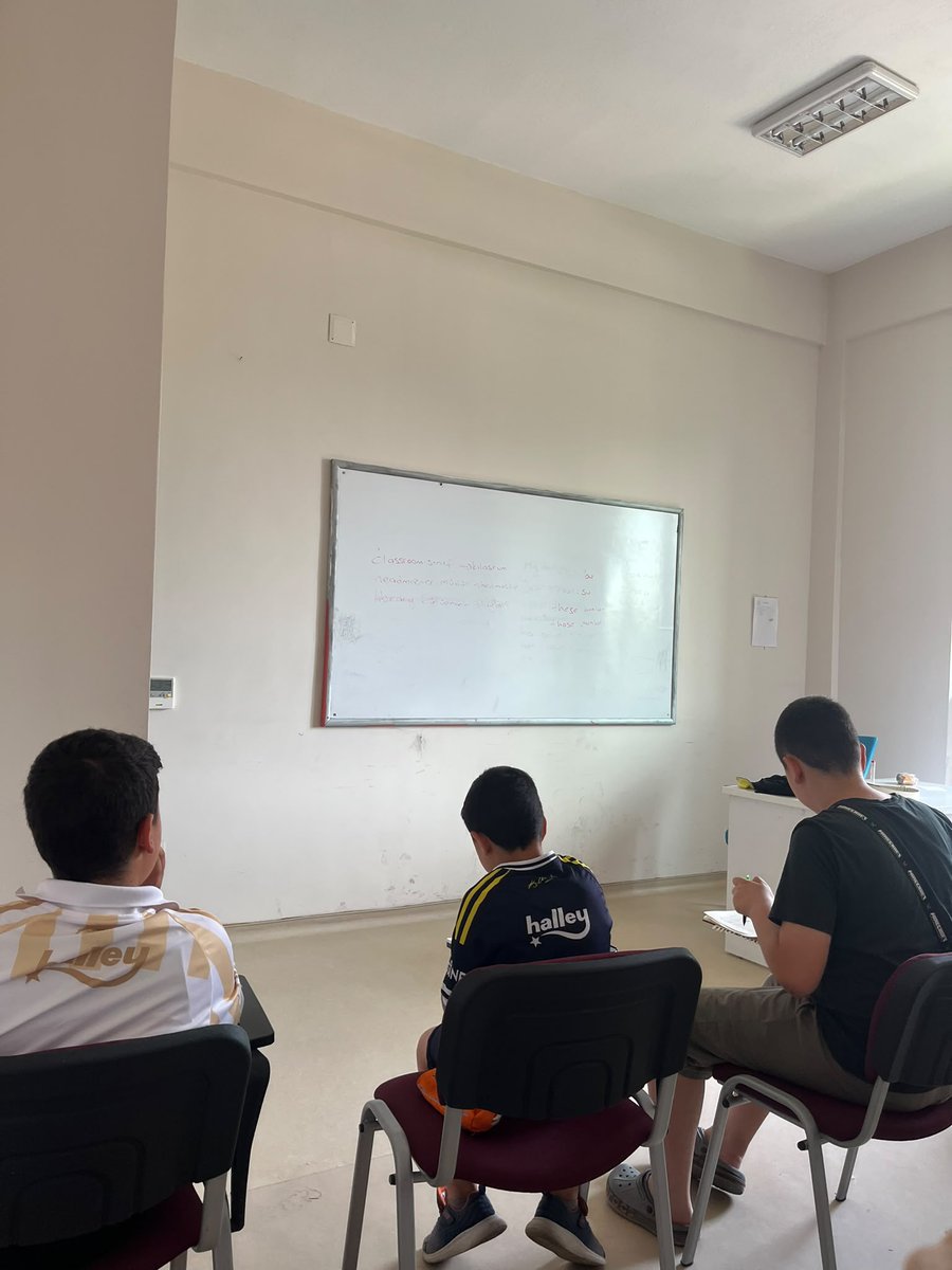 GSB_AcigolGM's tweet photo. 📍 SON DAKİKA!

İngilizce eğitimlerimize başladık! 😍

​🗓️ Salı - Perşembe

⏰ 09:00 - 13:00

Detaylı bilgi ve kayıt durumları için Gençlik Merkezine bekliyoruz.
#gsbgm https://t.co/vWagLGhQKR
