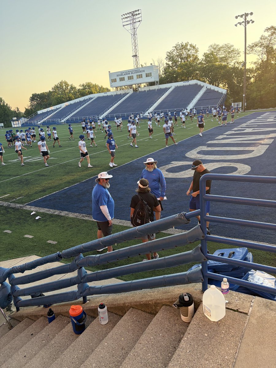 Coach Hayden Sphire tweet media