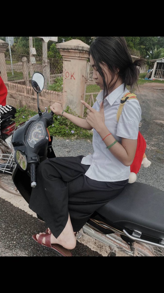 LisaLisa5rh4's tweet photo. ជាតិណាស់លោកអើយឈាមច្រើនទៀត https://t.co/f3d2zoy3CK