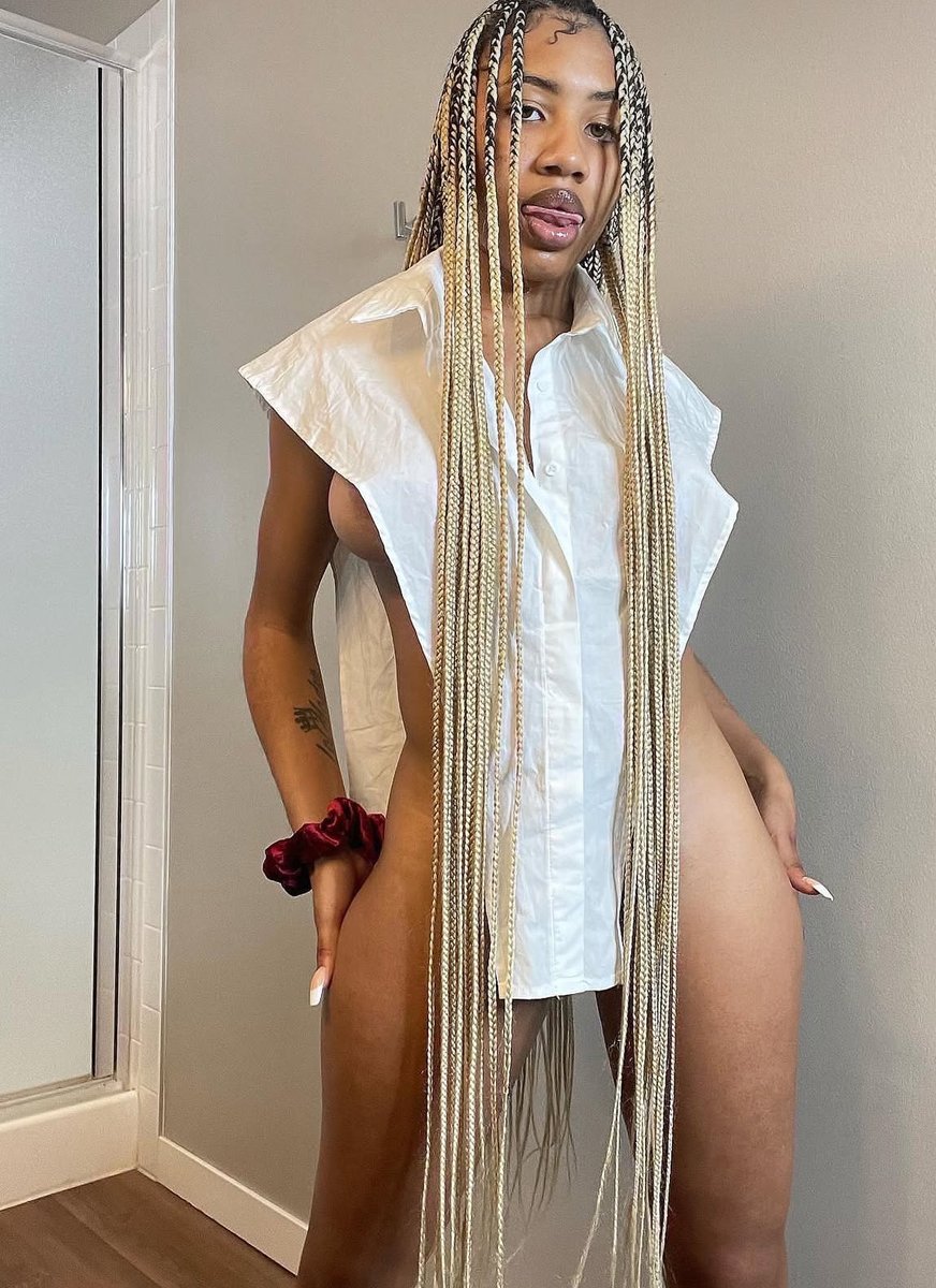 Sekani082e's tweet photo. Wanna meetup daddy ? Ask for menu💦🍑 https://t.co/zpiF8F5bh0