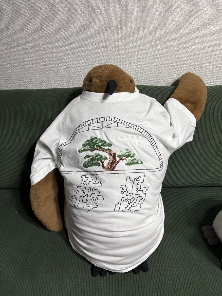 hurumin_MHW's tweet photo. サウナの梅湯でTシャツ買ってきた！

可愛いぜ。着てるのはオウサマペンギンのココナッツサブ江(通称ココ江) https://t.co/gU3ImX9azc