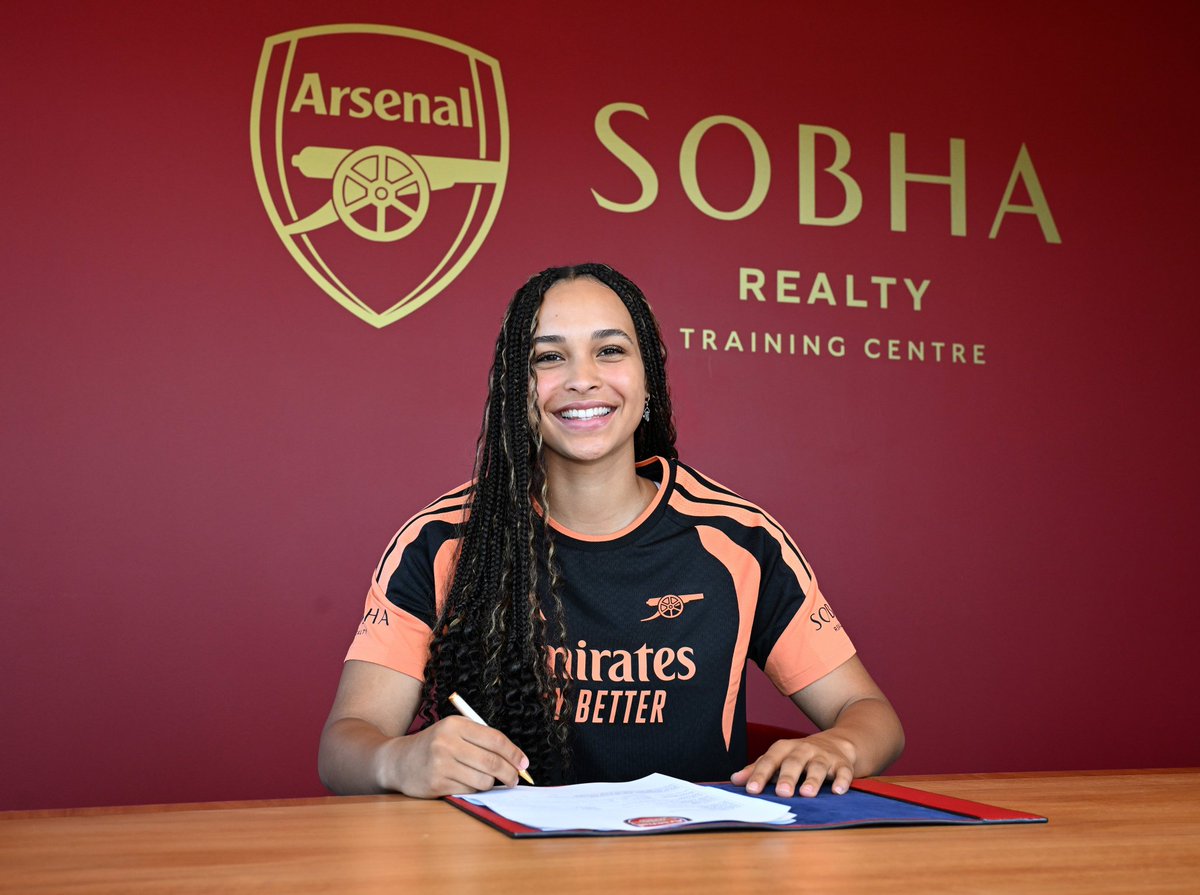 awfcdirect tweet media