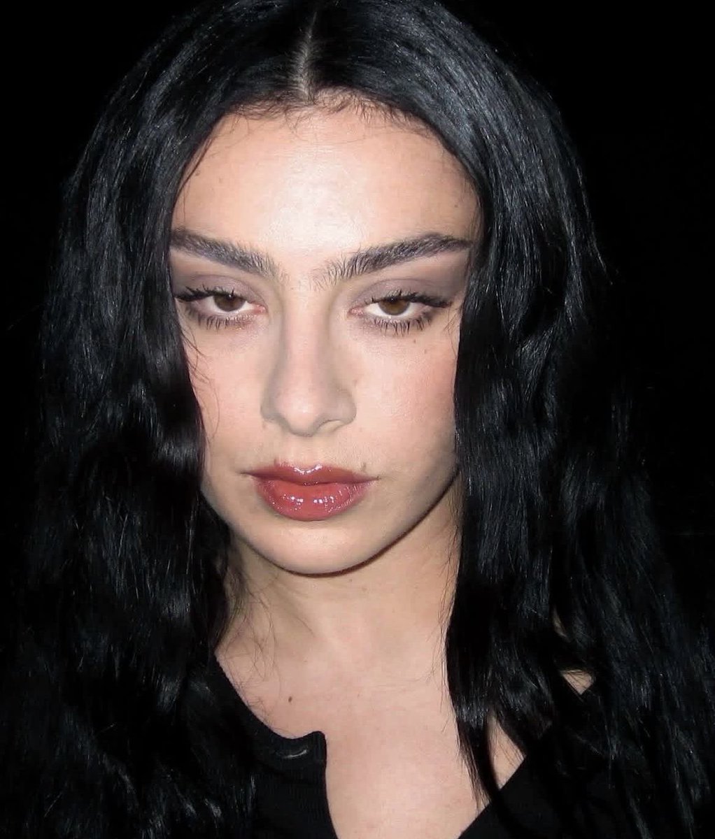 Allan xcx tweet media