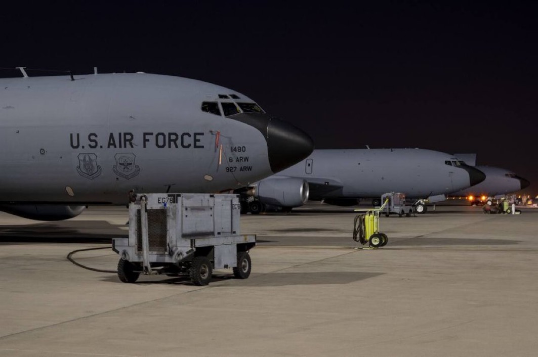 ShaykhSulaiman's tweet photo. BREAKING: ISRAEL BANS US REFUELLING PLANES FROM LANDING AT BEN GURION AIRPORT https://t.co/KmwOMf1ZXM