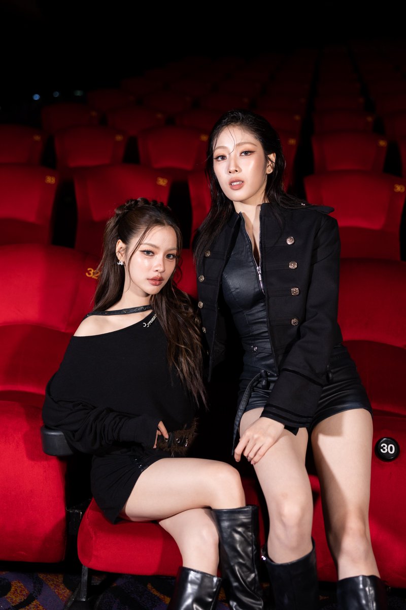 frt_ent's tweet photo. ประมวลภาพความทรงจำสุดพิเศษจากงาน Shades Before Next Semester เมื่อวันที่ 11.7 ที่ผ่านมา 📸✨ รวมรอยยิ้มของเหล่านักแสดงและบรรยากาศความอบอุ่นที่พวกเราตั้งใจมอบให้ทุกคน

ขอขอบคุณแฟนคลับทุกคนที่มาร่วมสนุก และสร้างความทรงจำดีๆ ในวันนี้ไปด้วยกันนะคะ พลังใจจากทุกคนเต็มเปี่ยมมากจริงๆ แล้วเจอกันใหม่เทอมหน้านะคะ! 🎒❤️

#ShadesBeforeNextSemester
#FRTentertainment
