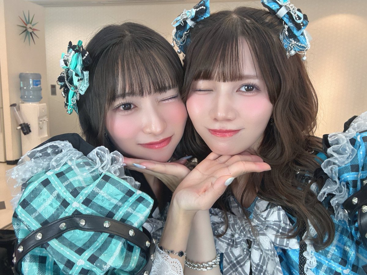 mi_reina_mv0526's tweet photo. レコーディングしてきた🎙️♪

今日はほのとご飯行ってきたよ〜👒💚
一緒にいると笑ってばっかで疲れる！笑笑

あと一番電話してる📞
朝まで話しちゃうから、もっと早く切れるように頑張りますᵔ𐃷ᵔ https://t.co/HdI4LjsIFC