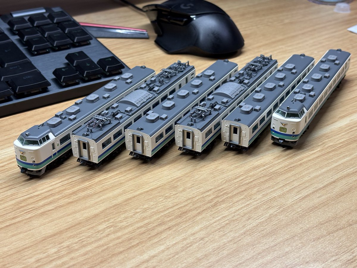 SER485's tweet photo. Tomix 97606 入線
久しぶりの電車導入
イラスト入りのパッケージがかっこいい！！ https://t.co/IW2BC7u1Ir