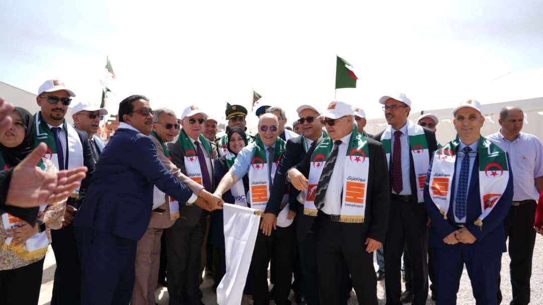 Algeria Gate -English tweet media