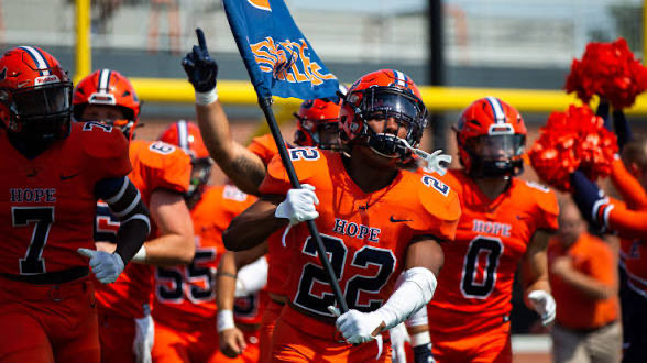 MadixG15's tweet photo. After a great phone call with @CoachHawken I’m super blessed to have received an offer from Hope college. @HopeCollegeFB @PrepRedzoneMI @MichFBFrenzy @TheD_Zone @PStuursm @Coach_HThompson https://t.co/bj2WrW5aCO
