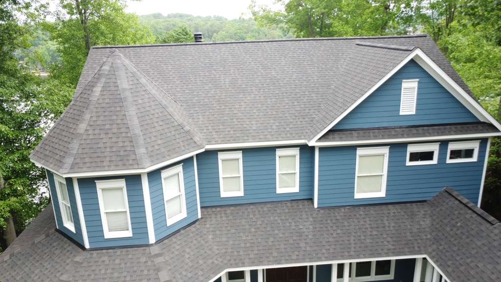 AOCGInc's tweet photo. The after result 😎 A fresh look, backed by trusted performance. ✨

Our Charlotte Re-Roof team recently completed this residential roof replacement using GAF Timberline HDZ® shingles in the new Midnight Mesa color, part of GAF’s Bold Definition® line. https://t.co/GWbrdmjZyJ